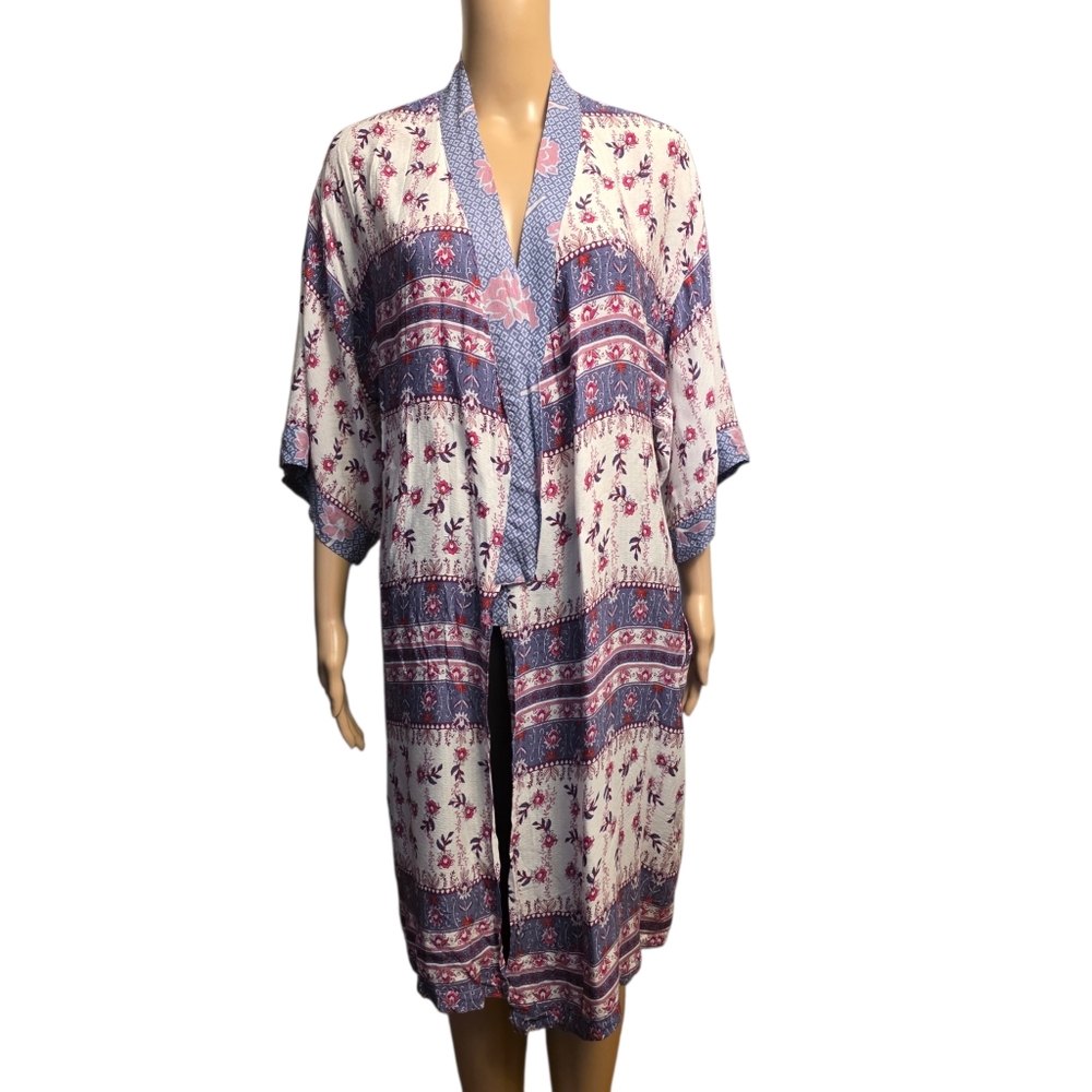 A Pea in the Pod Maternity Floral Patterned Kimono Robe NWT